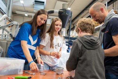 [Translate to Englisch:] Wissenschaftsvermittlung an der JKU